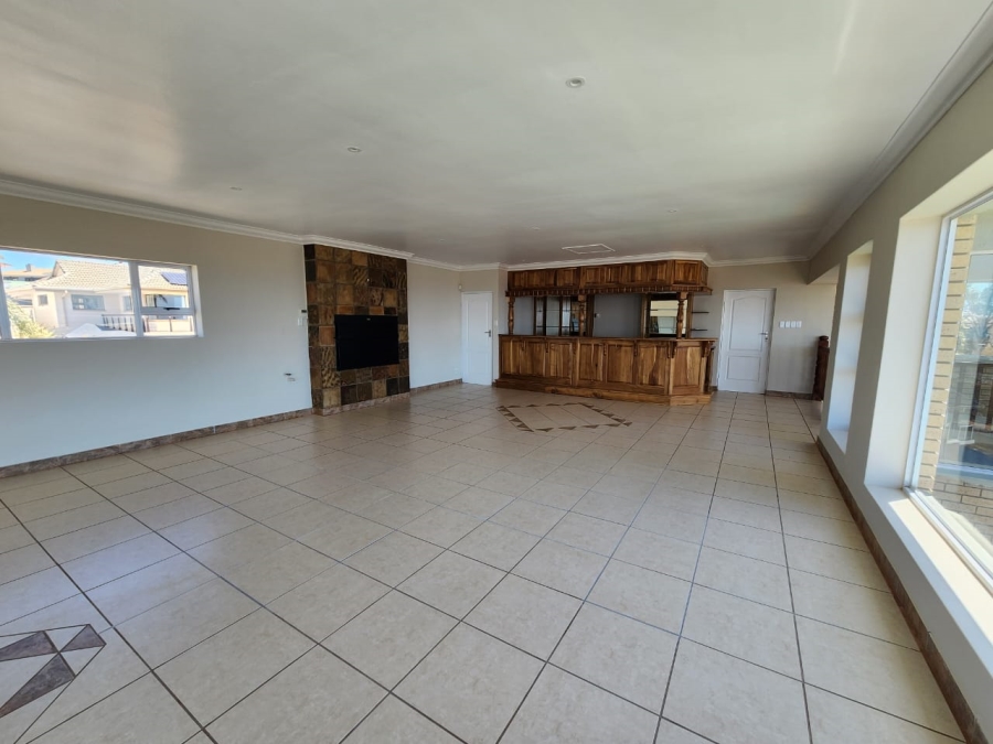 3 Bedroom Property for Sale in Menkenkop Western Cape